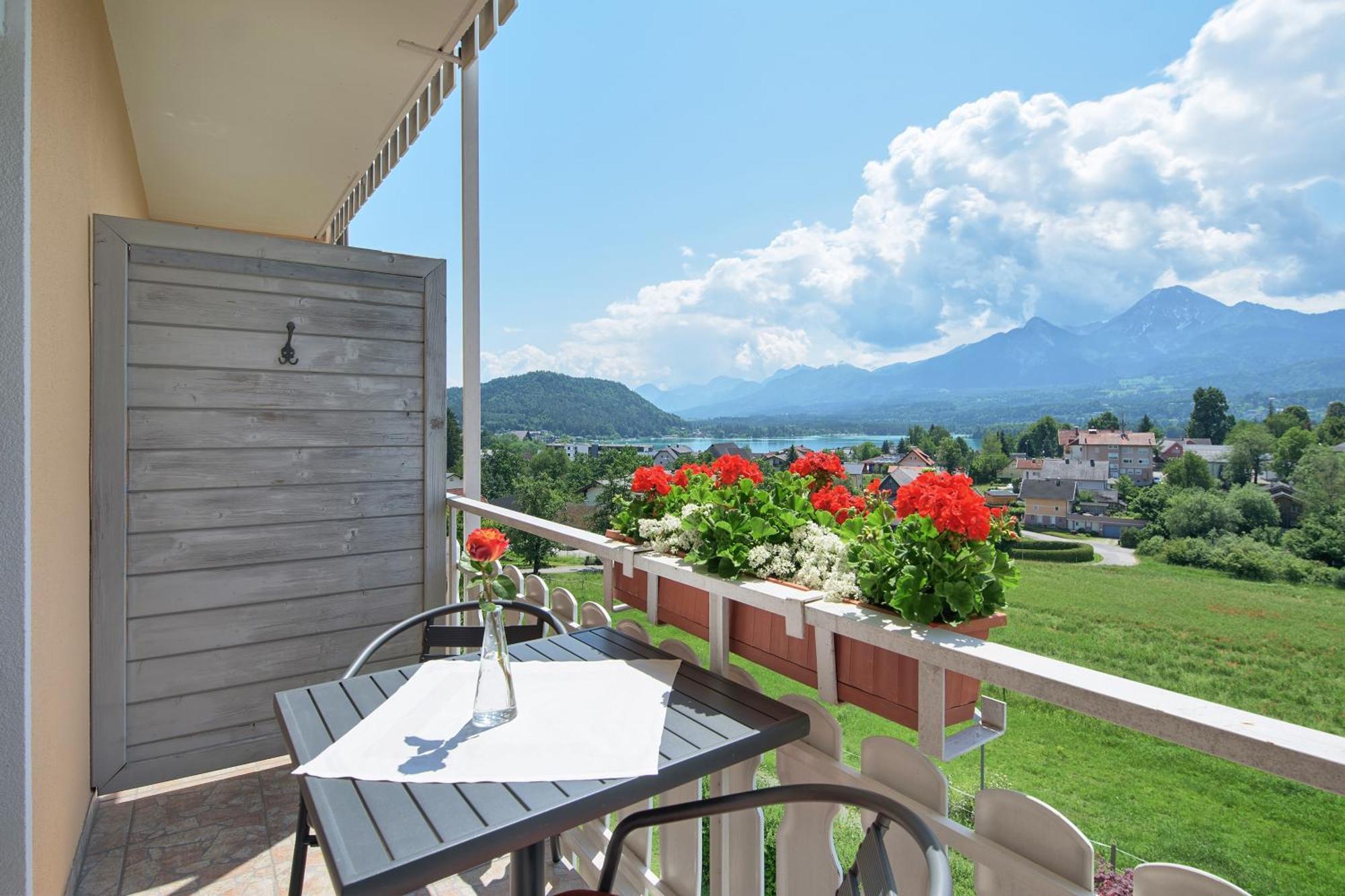 Hotel-Pension Melcher Drobollach am Faakersee Eksteriør bilde