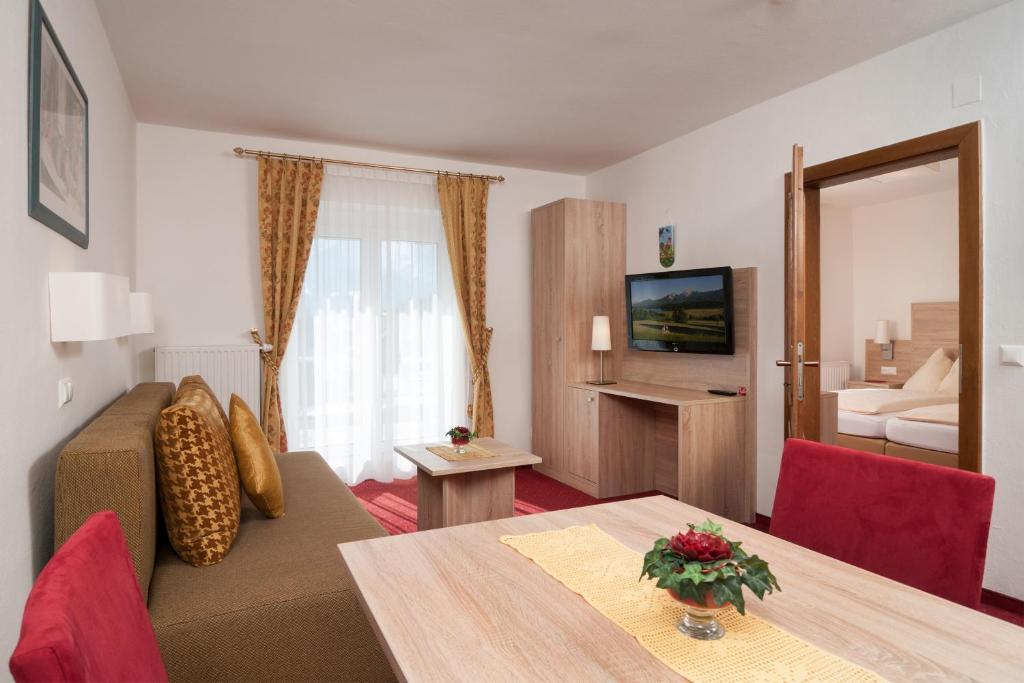 Hotel-Pension Melcher Drobollach am Faakersee Rom bilde