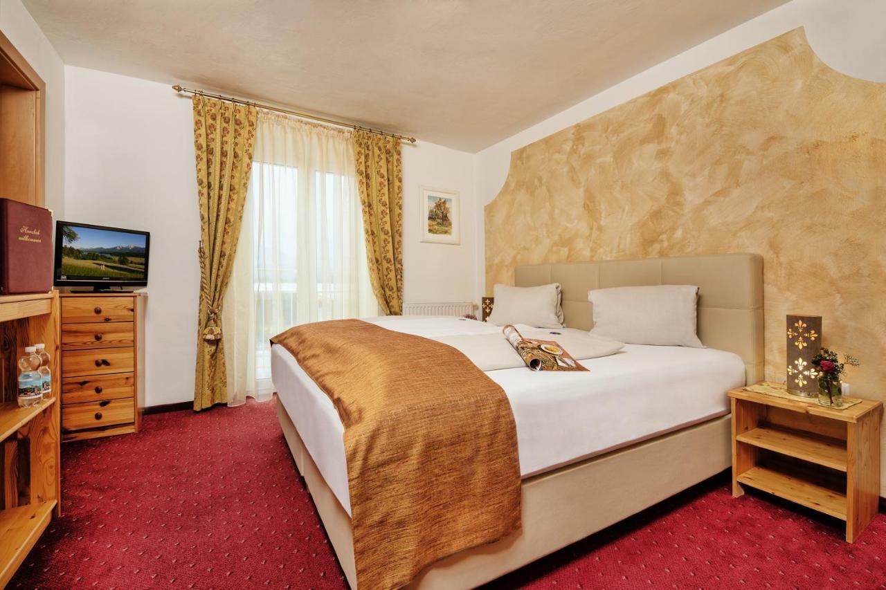 Hotel-Pension Melcher Drobollach am Faakersee Rom bilde